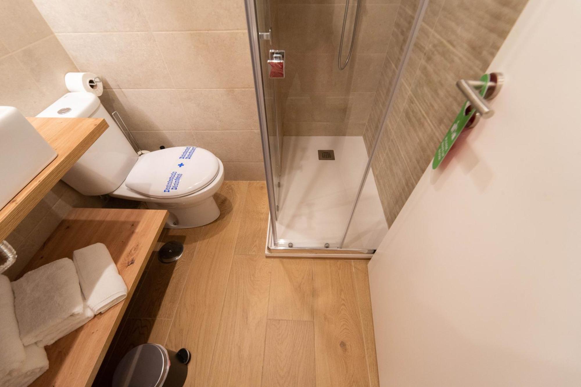 I'M Room Suites Nuevos Ministerios - Bernabeu 'Digital Access' Madrid Room photo